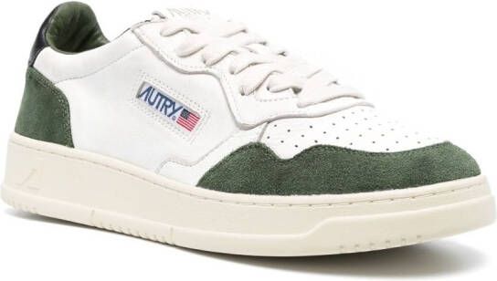 Autry logo-patch low-top sneakers White