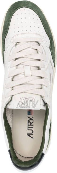 Autry logo-patch low-top sneakers White