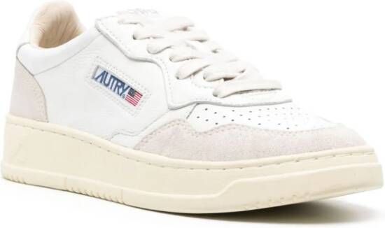 Autry Medalist lace-up sneakers White