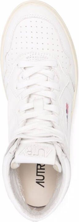 Autry Medalist logo-patch lace-up sneakers White