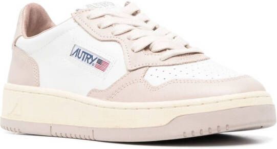 Autry Medalist low-top sneaekers White