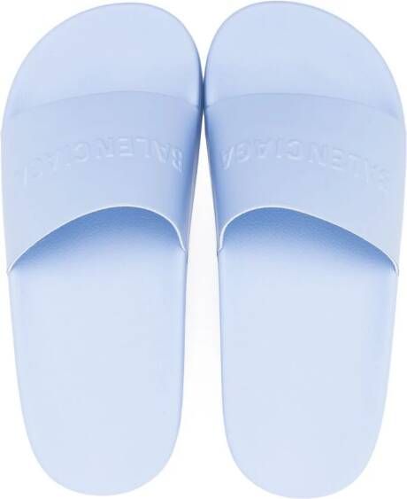 Balenciaga Kids embossed-logo tonal-design slippers Blue