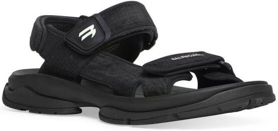 Balenciaga Tourist monocolor sandals Black