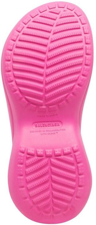 Balenciaga x Crocs logo-embossed boots Pink