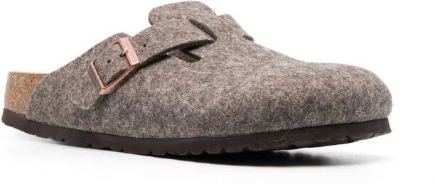 Birkenstock Boston buckle-embellished slippers Brown