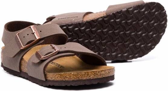 Birkenstock Kids buckle-fastening leather sandals Brown