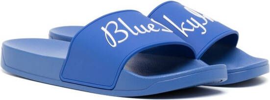 BLUE SKY INN logo-embossed flat slides
