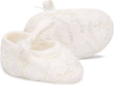 Dolce & Gabbana Kids lace ceremony slippers Neutrals