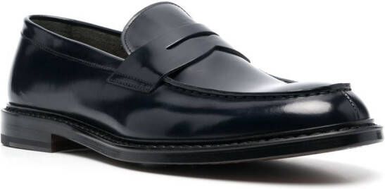 Doucal's almond-toe leather loafers Black