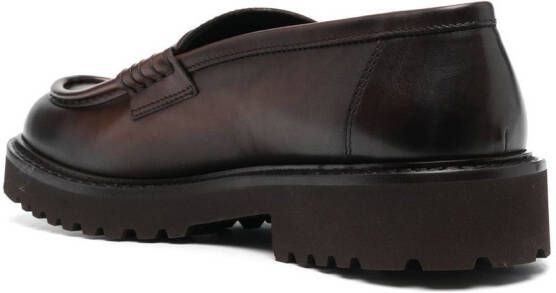 Doucal's almond toe leather loafers Brown