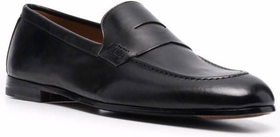 Doucal's almond toe loafers Black