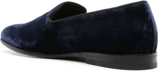 Doucal's almond-toe velvet loafers Blue
