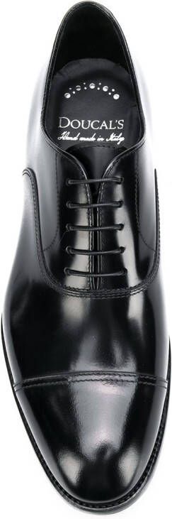 Doucal's leather Oxford shoes Black