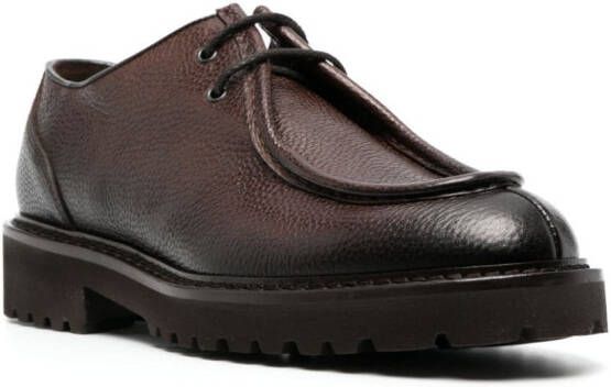 Doucal's grained-texture leather derby shoes Brown