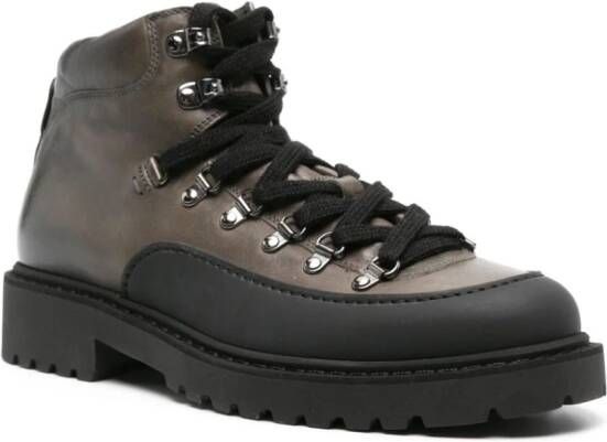 Doucal's lace-up leather ankle boots Grey