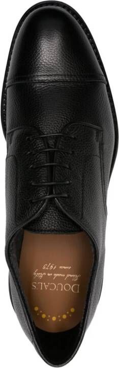 Doucal's pebbled leather Derby shoes Black