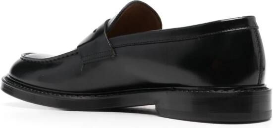 Doucal's slip-on leather penny loafers Black