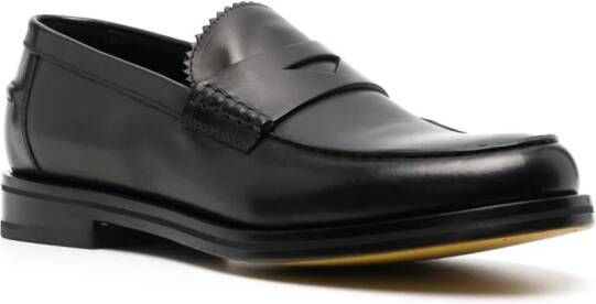 Doucal's slip-on leather penny loafers Black