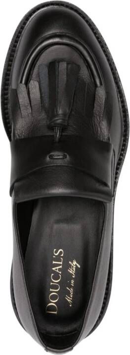 Doucal's tasselled leather loafers Black