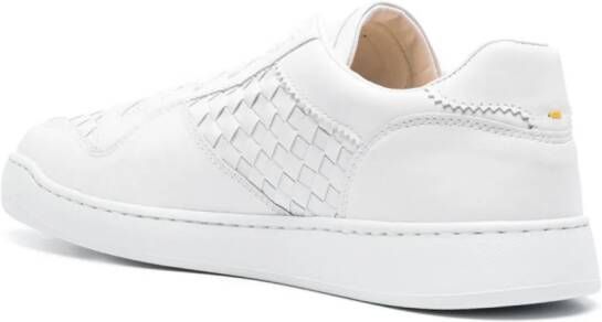 Doucal's woven leather sneakers White