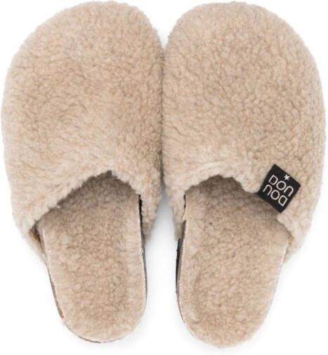 Douuod Kids logo-patch faux-shearling slippers Neutrals
