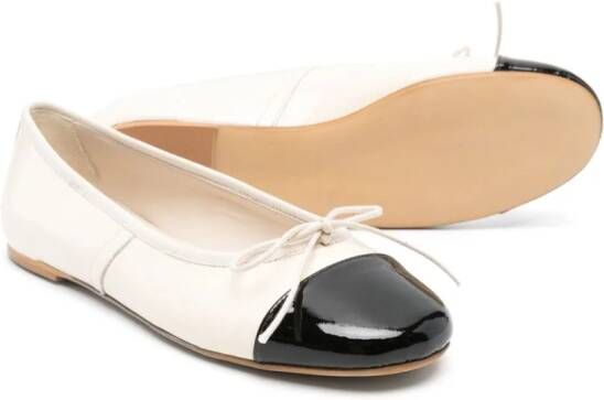 Douuod Kids two-tone leather ballerina shoes Neutrals