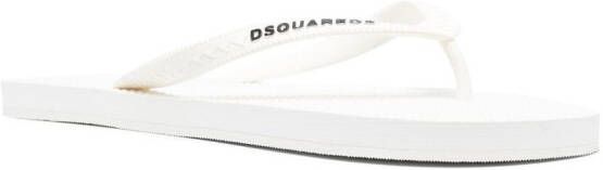Dsquared2 embossed-logo flip flops White