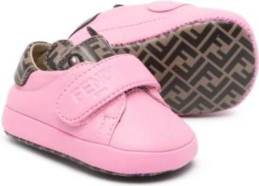 Fendi Kids FF-motif leather crib shoes Pink