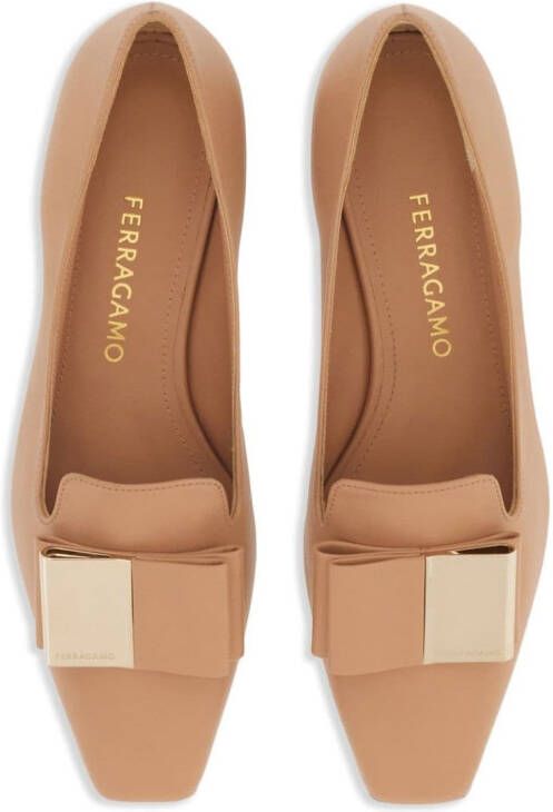 Ferragamo bow-detailing leather loafers Neutrals