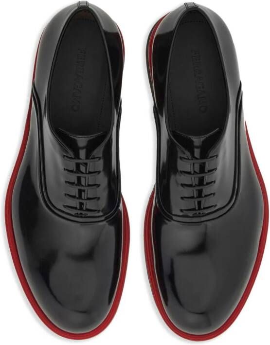 Ferragamo contrasting-border leather Oxford shoes Black