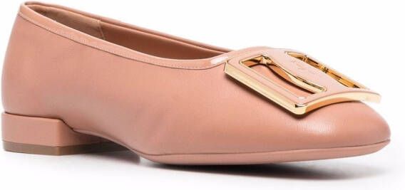 Ferragamo embossed-logo plaque ballerina shoes Pink