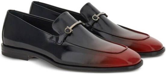 Ferragamo Gancini-buckle gradient leather loafers Red