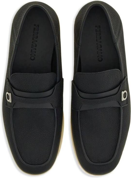 Ferragamo Gancini-plaque leather loafers Black