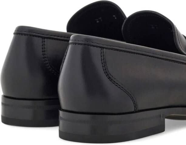 Ferragamo Gancini-plaque leather loafers Black