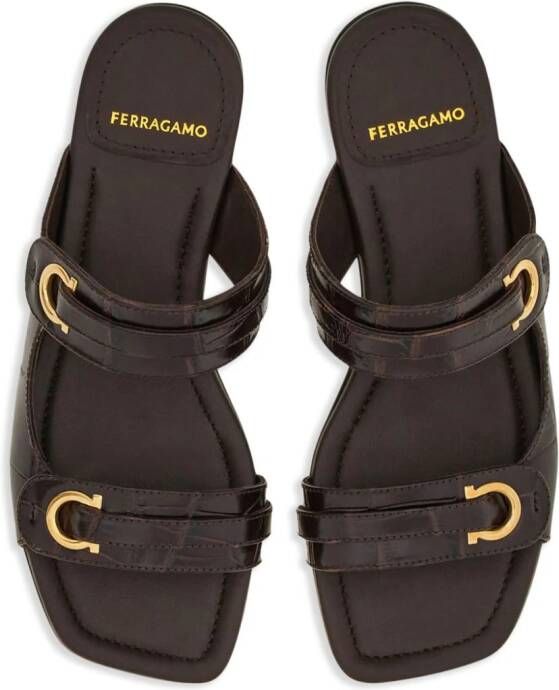 Ferragamo Gancini-plaque leather slides Brown