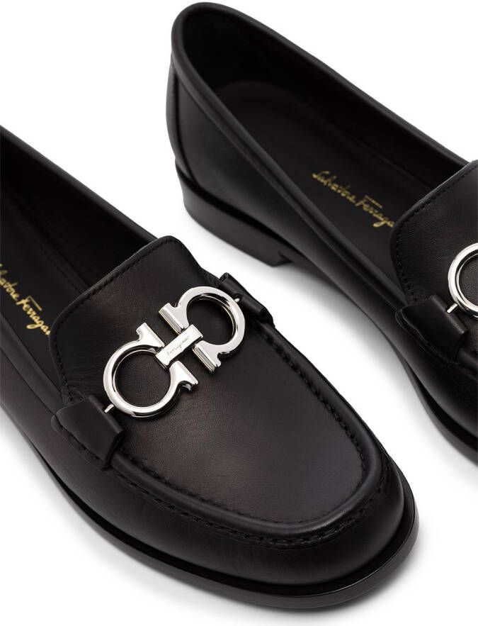 Ferragamo Gancini plaque low-heel loafers Black