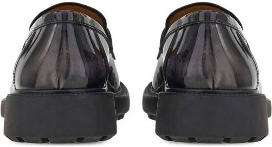 Ferragamo Gancini-plaque patent loafers Black