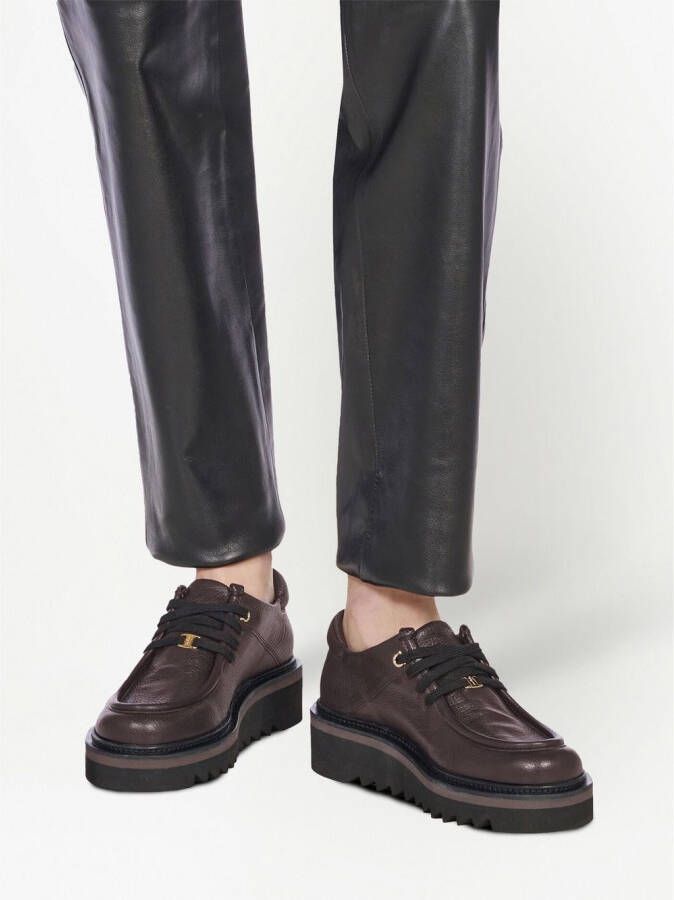 Ferragamo lace-up leather shoes Brown