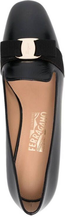 Ferragamo Laufer calf leather pumps Black