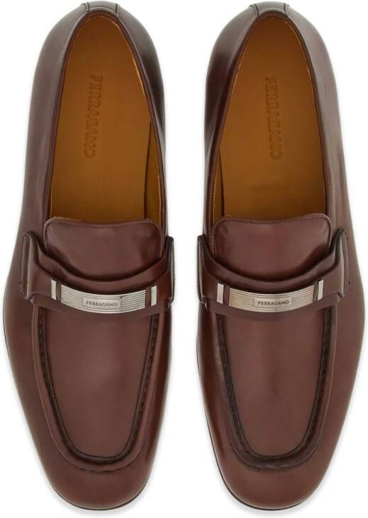 Ferragamo logo-engraved leather loafers Brown
