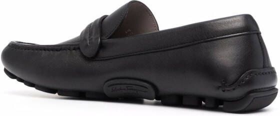 Ferragamo logo-plaque leather loafers Black