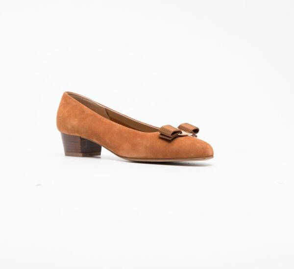 Ferragamo suede bow-detail pumps Brown