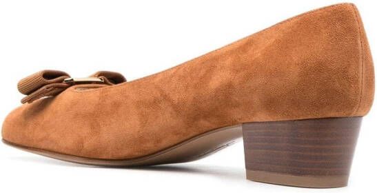 Ferragamo suede bow-detail pumps Brown