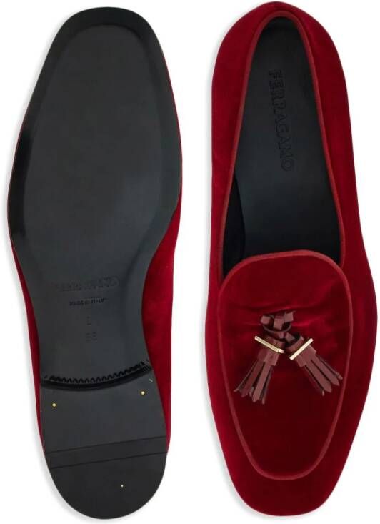 Ferragamo tasselled velvet loafers Red