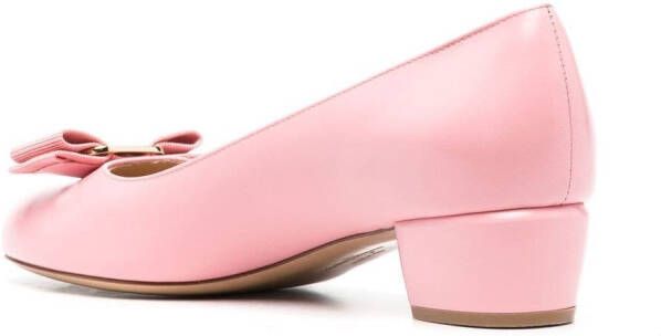 Ferragamo Vara bow-detail 40mm pumps Pink
