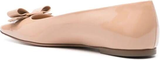 Ferragamo Vara bow-detail ballerina shoes Neutrals