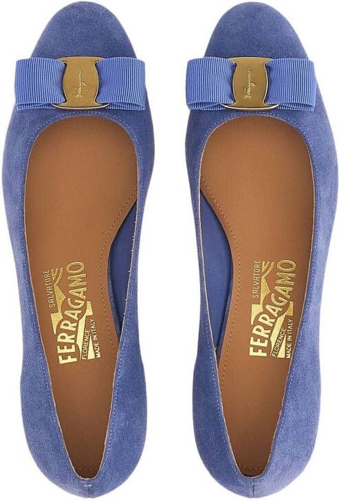 Ferragamo 30mm Vara Bow suede pumps Blue