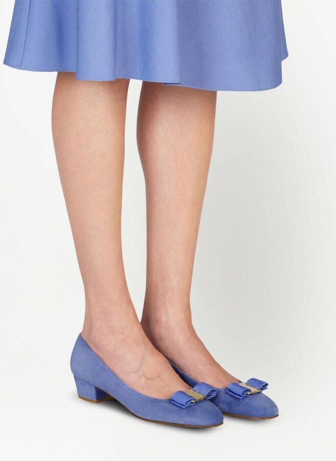 Ferragamo 30mm Vara Bow suede pumps Blue