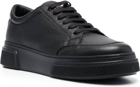 Giorgio Armani Herren pebbled leather sneakers Black