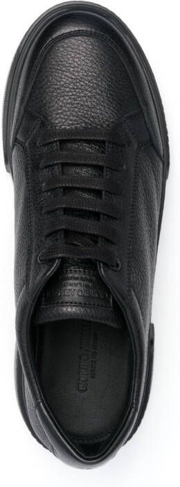 Giorgio Armani Herren pebbled leather sneakers Black